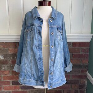 Torrid Light Wash Denim Jean Jacket Plus Size 5